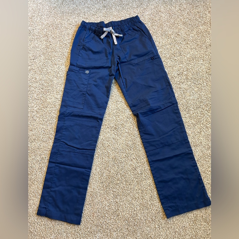 WonderWORK Women's Straight Leg Cargo Scrub Pant